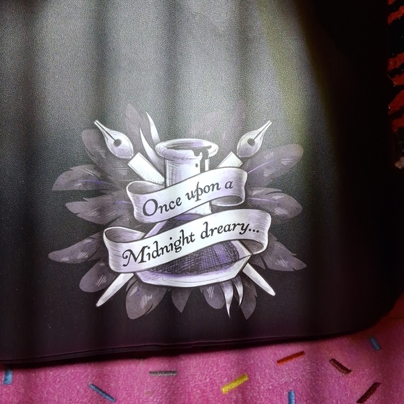 Loungefly Edgar Allen Poe Nevermore Mini Backpack NWT Books-a-Million Exclusive - Picture 6 of 9